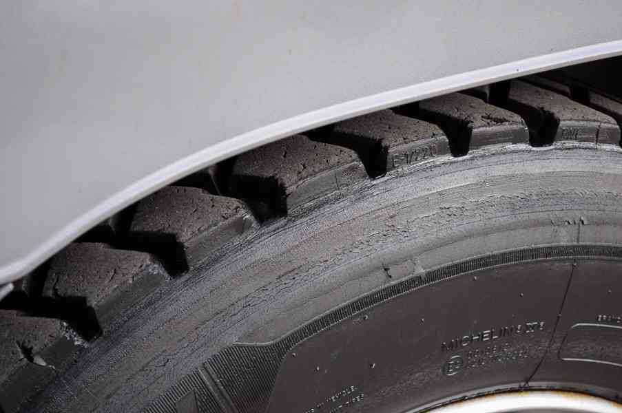 MERCEDES ATEGO 1218 HÁKOVÝ NOSIČ KONTEJNERŮ HYDRAULICKÁ RUKA - foto 19