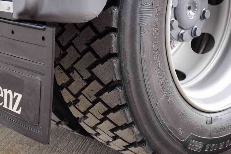 MERCEDES ATEGO 1218 HÁKOVÝ NOSIČ KONTEJNERŮ HYDRAULICKÁ RUKA - foto 20