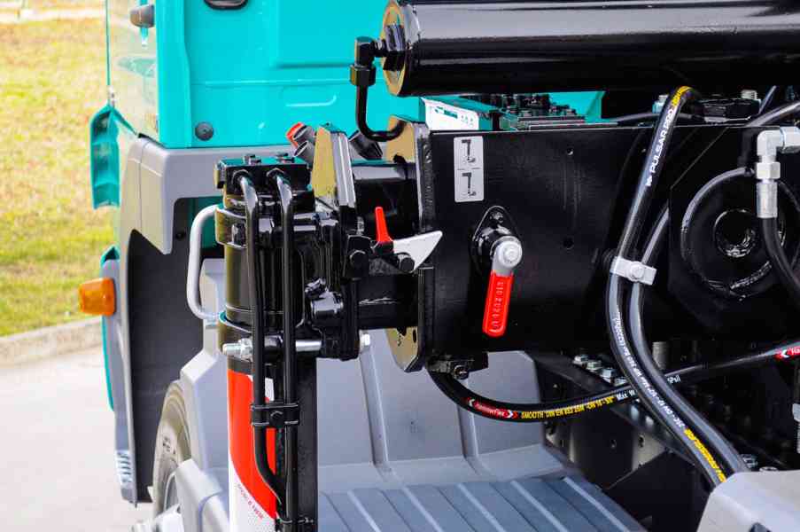 MERCEDES ATEGO 1218 HÁKOVÝ NOSIČ KONTEJNERŮ HYDRAULICKÁ RUKA - foto 37