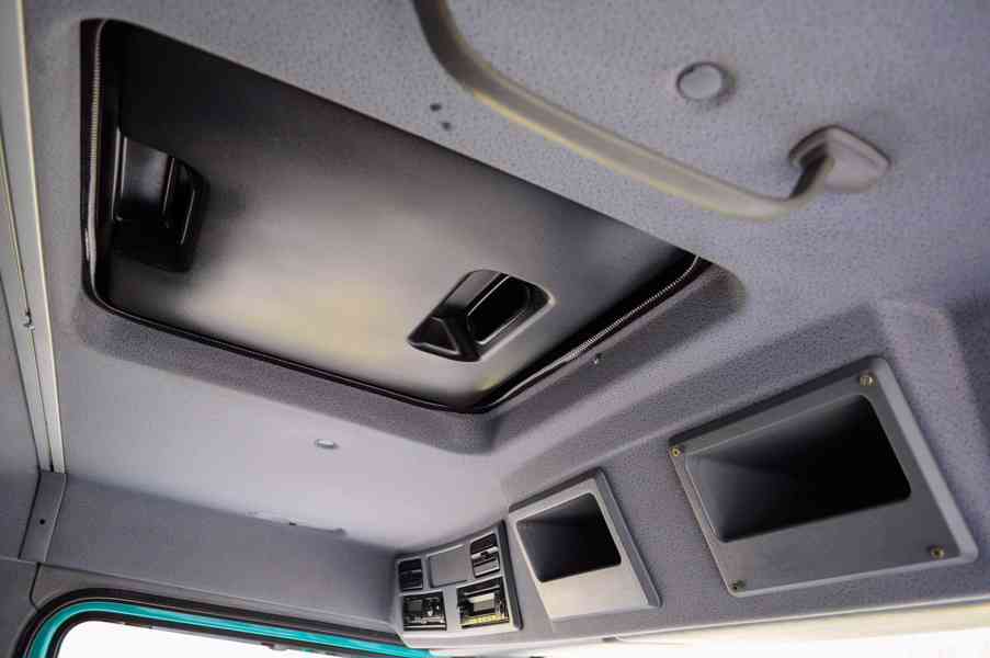 MERCEDES ATEGO 1218 HÁKOVÝ NOSIČ KONTEJNERŮ HYDRAULICKÁ RUKA - foto 58