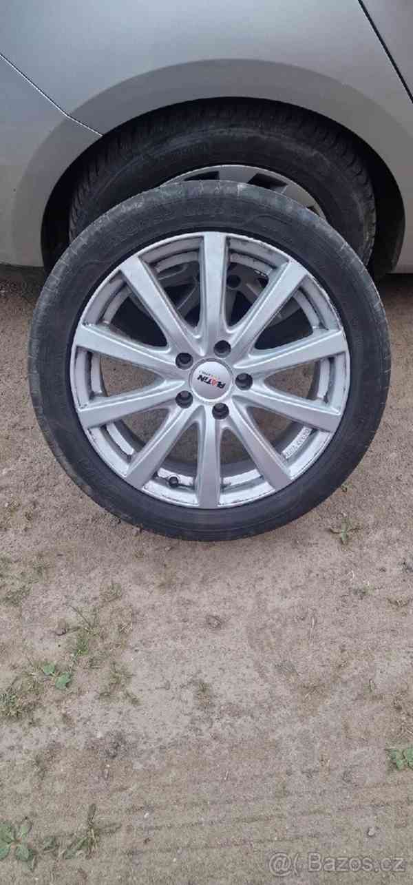 Seat Leon 1,6   TDI,81 kw - foto 8