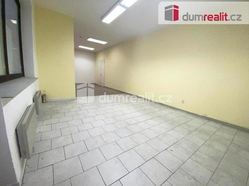 Komerční prostor 70 m2, Břeclav, Na Valtické - foto 2