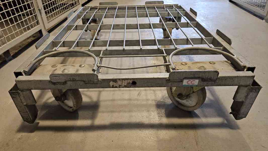 Vozík pod přepravky 800 x 600 ocelový, vysoká nosnost 0,5T  - foto 4