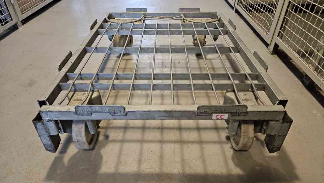 Vozík pod přepravky 800 x 600 ocelový, vysoká nosnost 0,5T  - foto 3