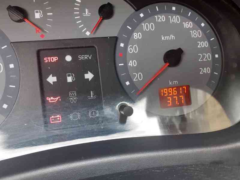 Renault thalia 1.4 16v 72kw - foto 2