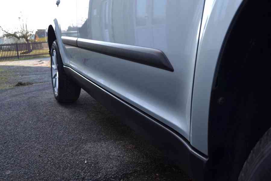 Škoda Yeti 1.2 TSI 77kW Ambition Outdoor facelift - foto 18