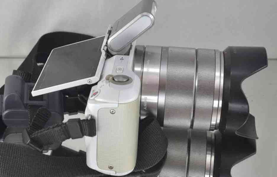Sony NEX-3 +18-55 mm f/3,5-5,6 OSS *HDV 34200 Exp. - foto 8