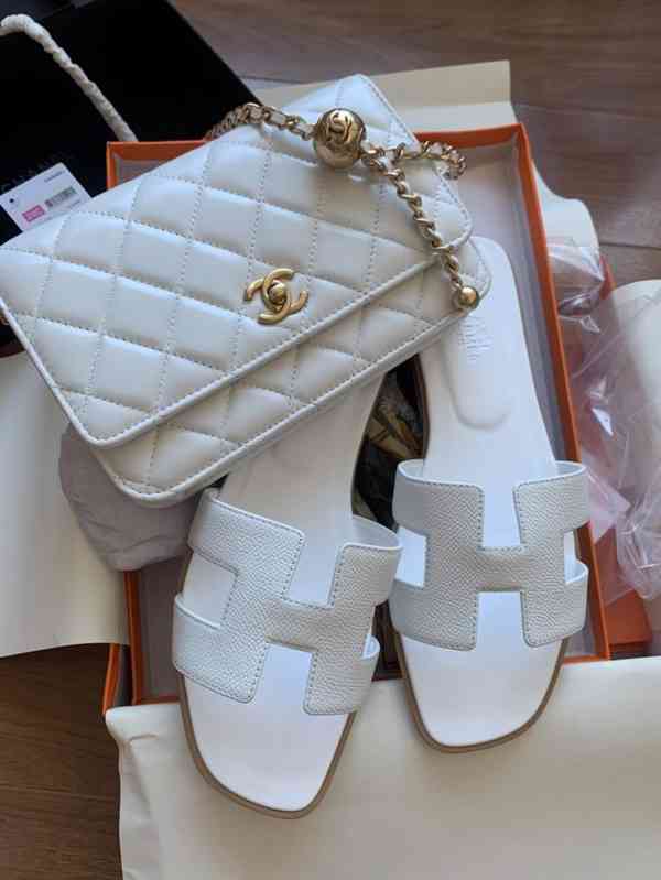 Výprodej náhrdelníků  - foto 7