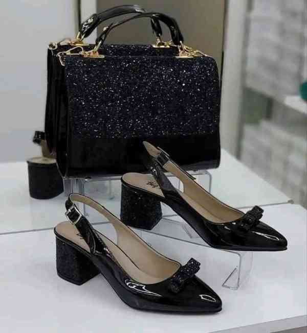 Výprodej náhrdelníků  - foto 3