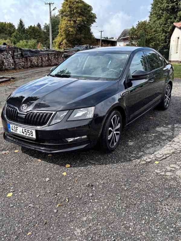 Škoda Octavia 1,0 - foto 2