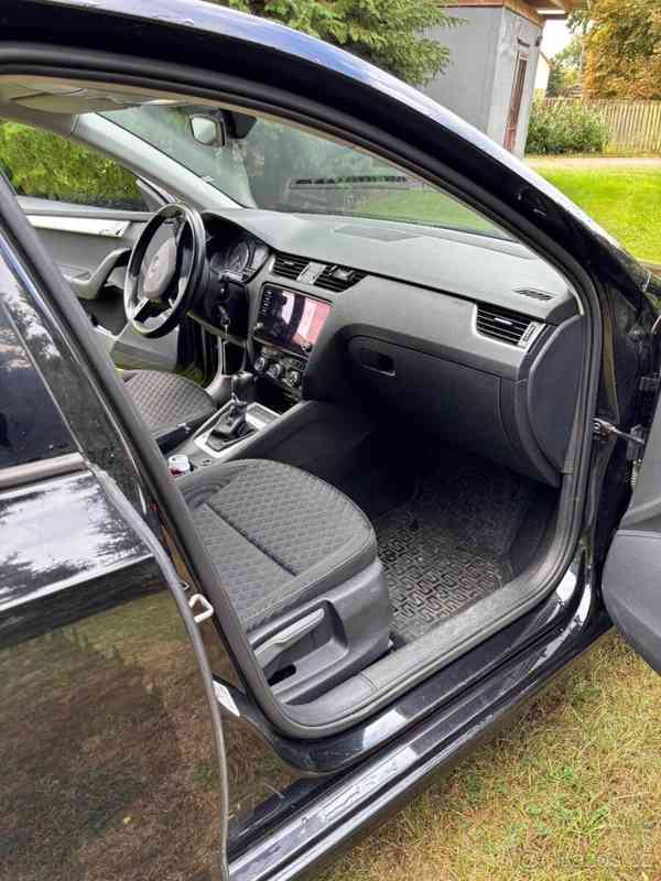 Škoda Octavia 1,0 - foto 18