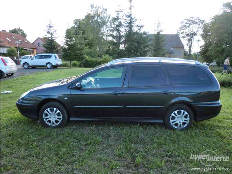 Citroen C5 kombi 2.0 16V,klima,serviska,tažné,DVD - foto 8