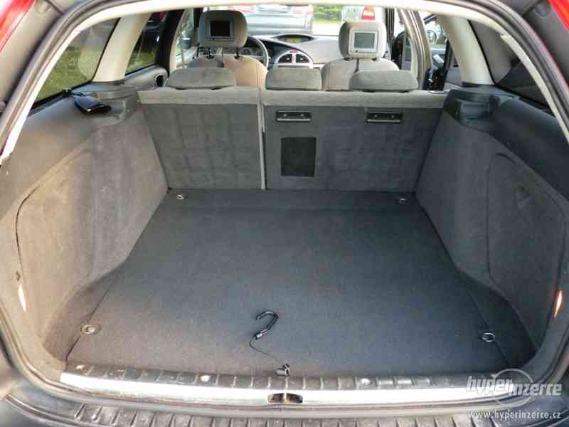 Citroen C5 kombi 2.0 16V,klima,serviska,tažné,DVD - foto 12