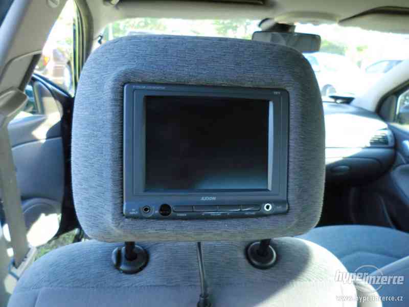 Citroen C5 kombi 2.0 16V,klima,serviska,tažné,DVD - foto 15