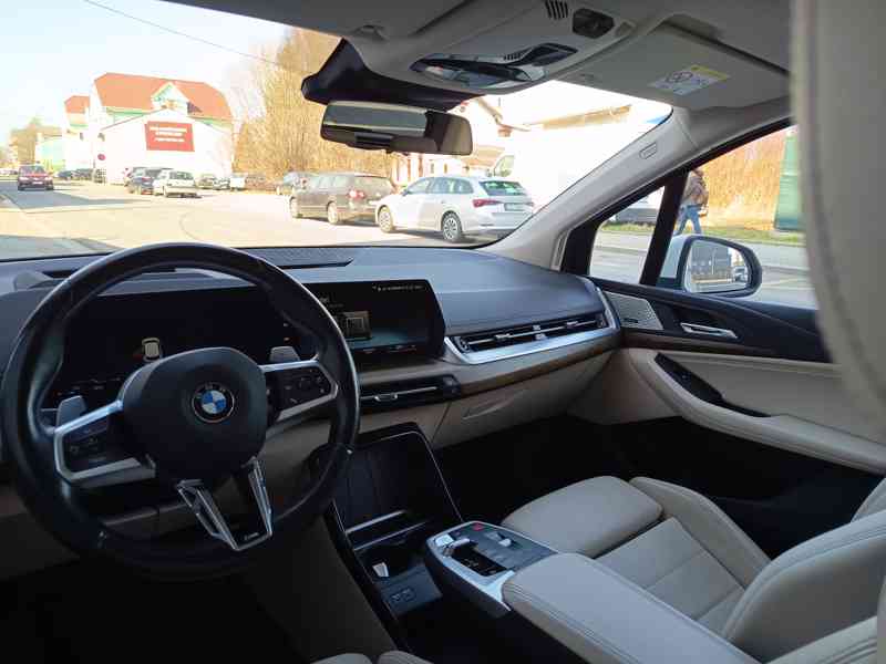 BMW 218d Active Tourer Luxury Line ČR DPH 1.majitel  - foto 19