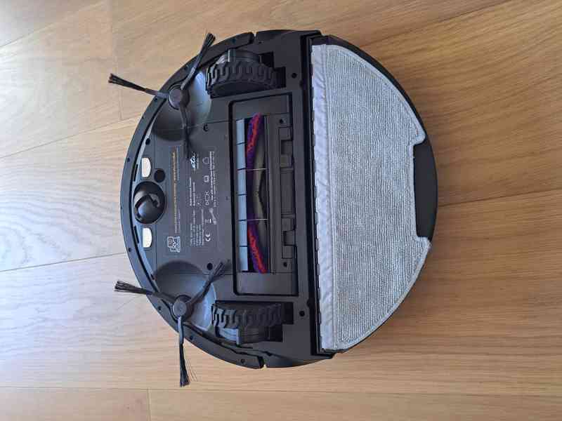 Nový robotický vysavač ETA Aurum Pro s odsávací stanicí - foto 4