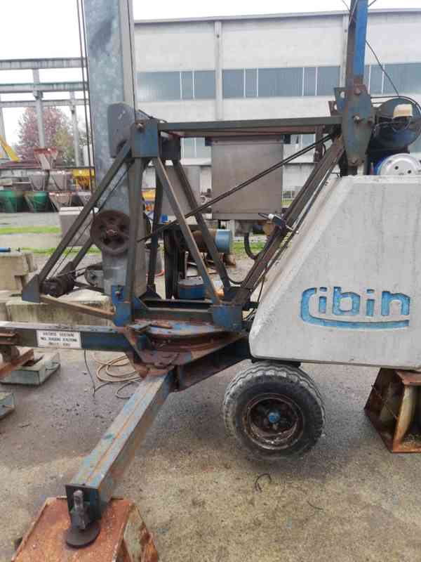 Stavební jeřáb Cibin JS 38-800 - foto 3