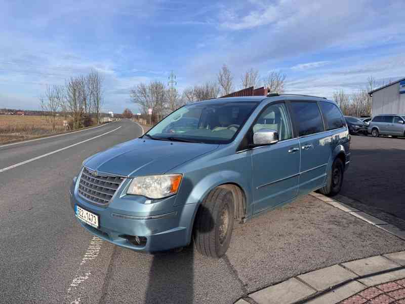 Chrysler Grand Voyager 2,8 CRDi 2009 - foto 2