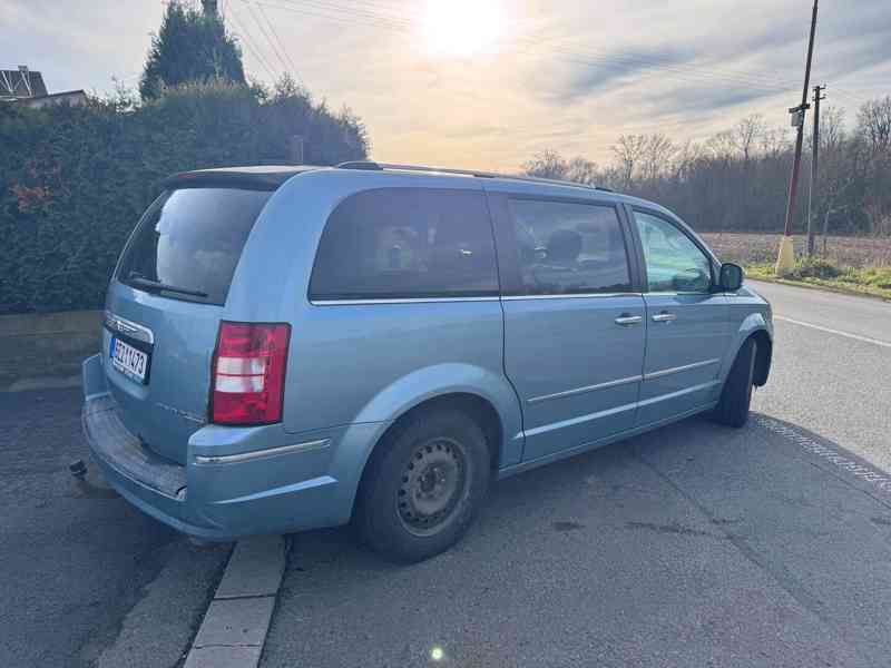 Chrysler Grand Voyager 2,8 CRDi 2009 - foto 4