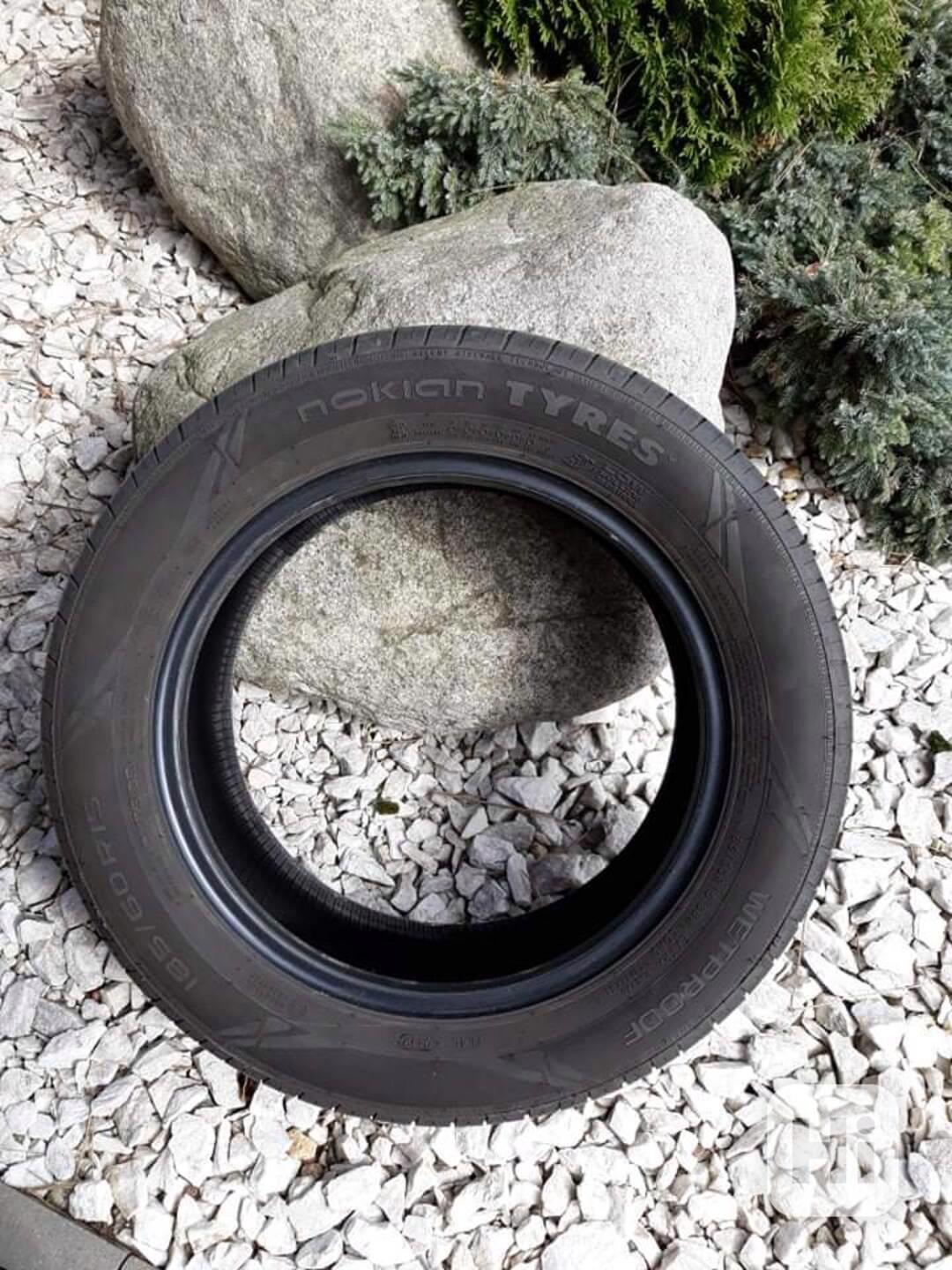 Sada letních plášťů Nokian Wetproof 185/60 R15 - bazar - Hyperinzerce.cz