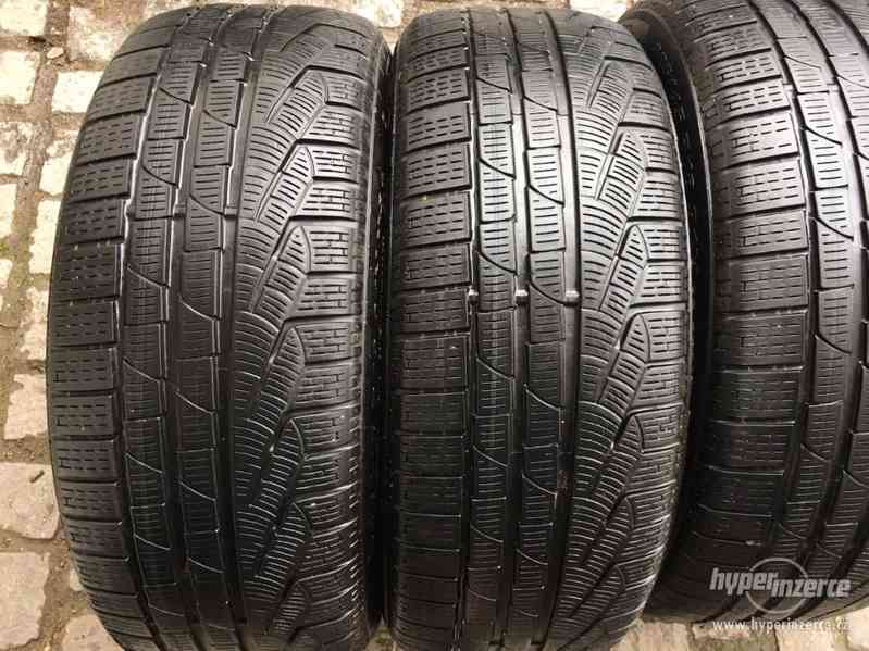 225 45 18 R18 zimní runflat pneumatiky Pirelli - foto 2