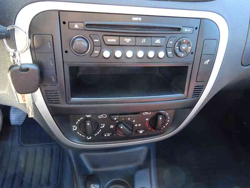 Citroen C3 1.1i r.v.2009 (44 kw) STK:7/2025 - foto 8