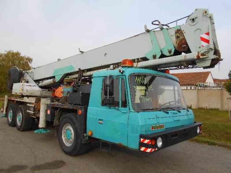 TATRA T815 PJ28 170 6x6 - foto 3