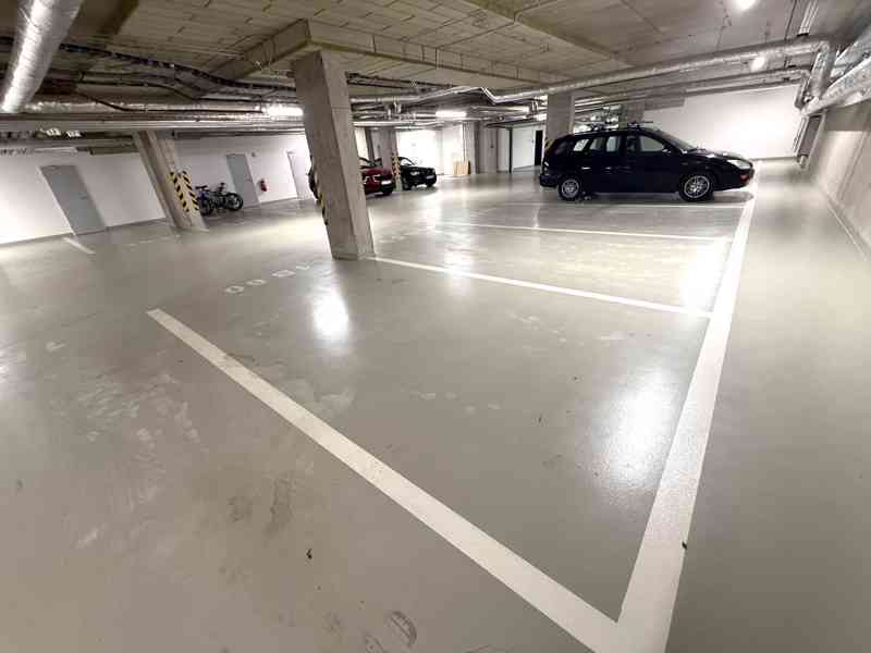 PRODEJ GARÁŽOVÉHO STÁNÍ S MOŽNOSTÍ ODPOČTU DPH V BRNĚ  - foto 11