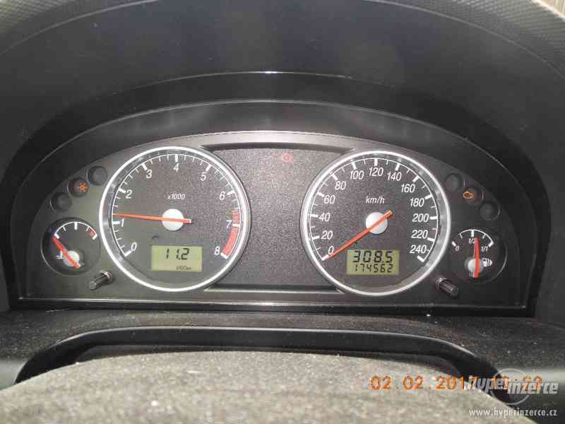 Mondeo 2,5 V6 - foto 5