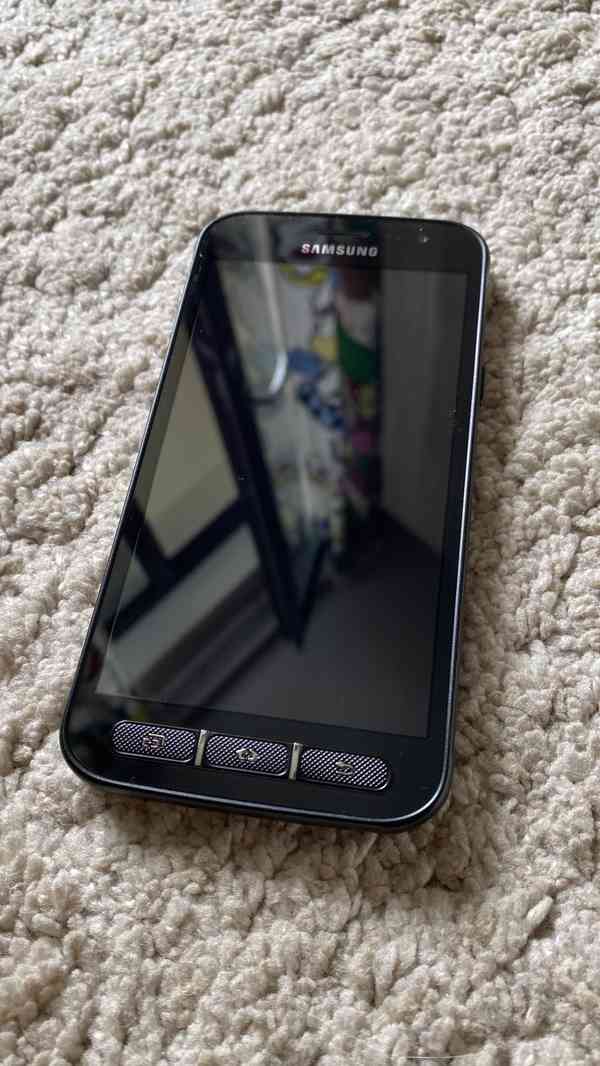Samsung Galaxy Xcover 4, černý