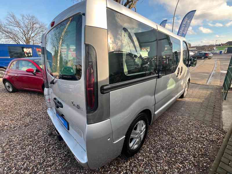 Renault Trafic 2,5dCi 7 míst 99kw - foto 11