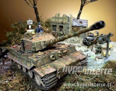 GERMAN TIGER I  M. Wittmann (Forces of Valor) 1:16 - foto 2