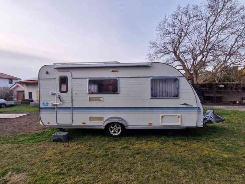 Ostatní Karavan pro 2 dospělé +2 děti - foto 12