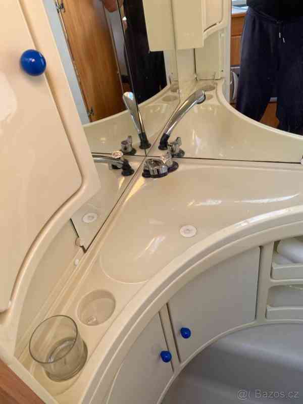 Ostatní Karavan pro 2 dospělé +2 děti - foto 9