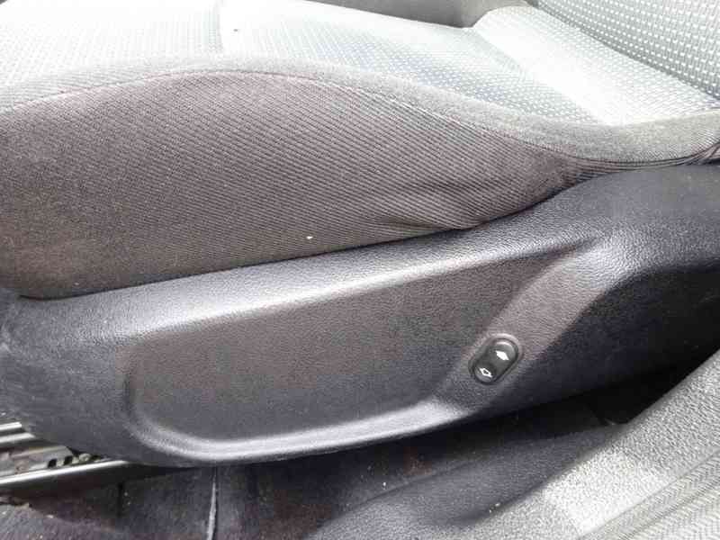 Ford Mondeo 2.0 TDCI Combi r.v.2008 (103 kw)  - foto 13