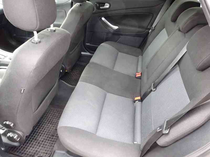 Ford Mondeo 2.0 TDCI Combi r.v.2008 (103 kw)  - foto 15