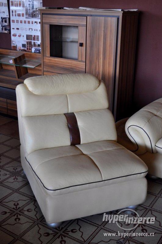 Béžová kožená sedačka - foto 2