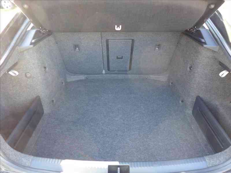Škoda Octavia 2,0 TDI 110KW, 1.MAJITEL - foto 8