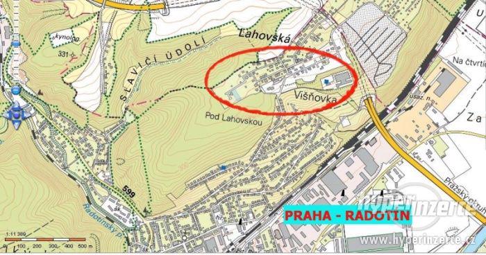 Prodej st. pozemku 1972 m2 Praha-Radotín - foto 1