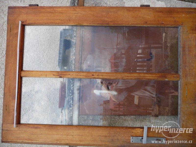 Prodám venkovní dřevěné  dveře - foto 2