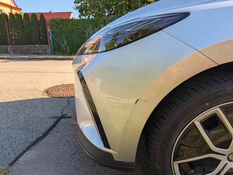 MG MG4 77 kWh (180 kW) 2024 - foto 4