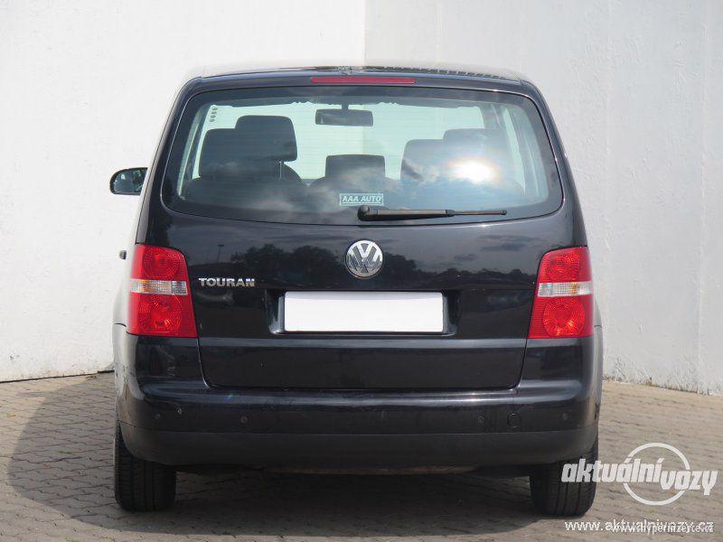 Volkswagen Touran 1.6, benzín, RV 2005, el. okna, STK, centrál, klima - foto 2