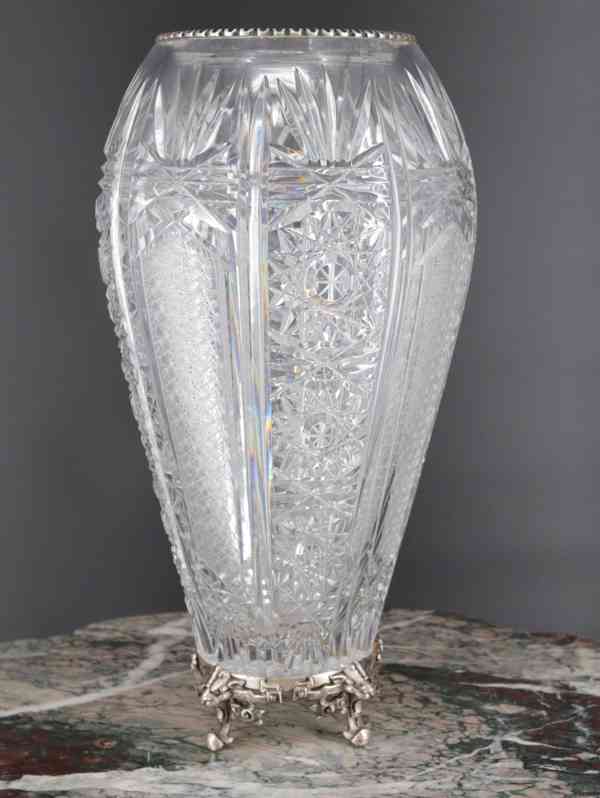 Broušená kříšťálová váza v montuře výška 41,5 cm - foto 1