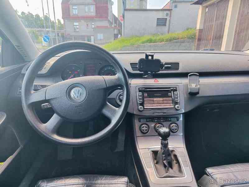 Volkswagen Passat 2,0   Tdi 103kW - foto 14