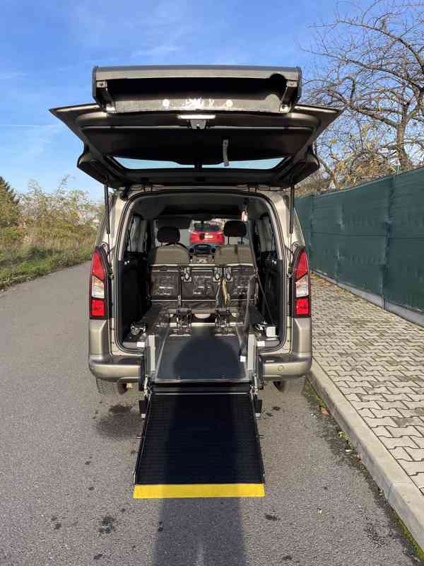 Citroën Berlingo pro převoz vozíčkáře - foto 1