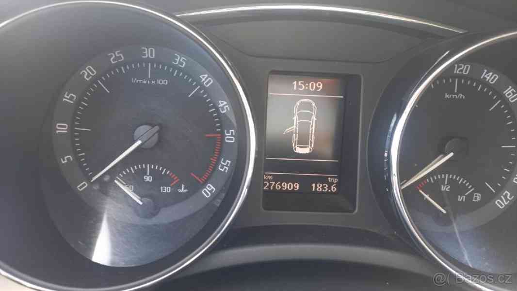 Škoda Superb 2,0 TDI/125kW - foto 8
