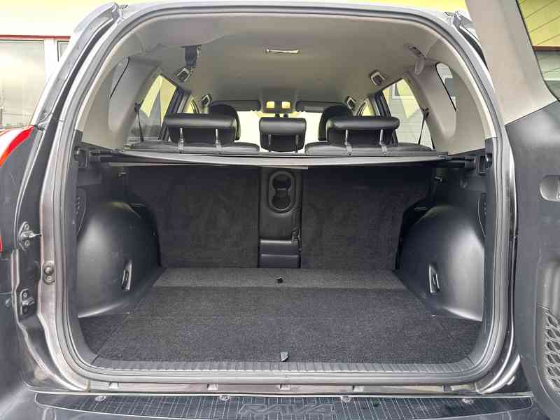 Toyota Rav4 2.2 D-4D ABD/1MAJ/NAVI/Výhřev - foto 14