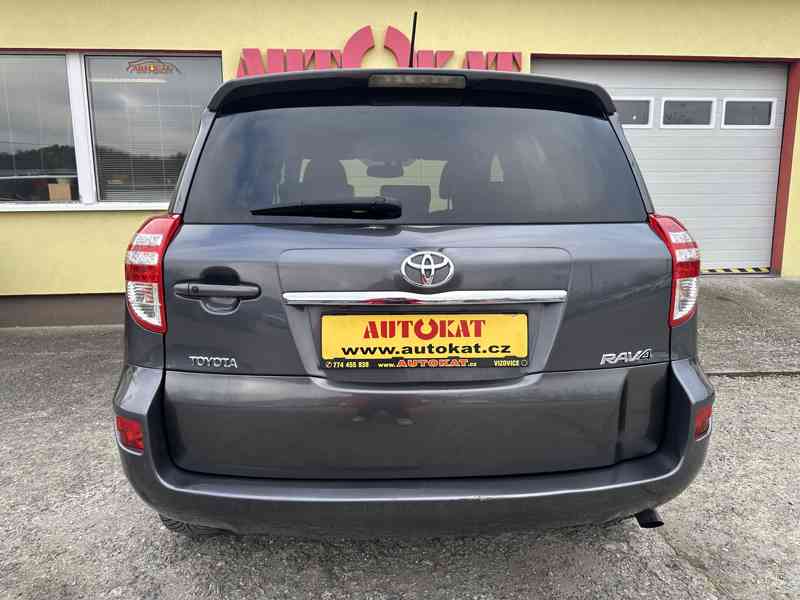 Toyota Rav4 2.2 D-4D ABD/1MAJ/NAVI/Výhřev - foto 4