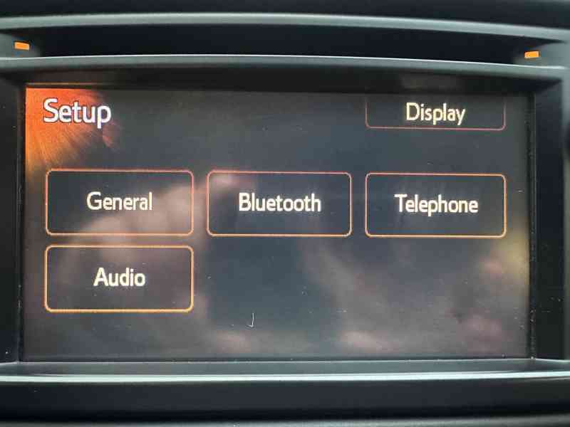 Toyota Rav4 2.2 D-4D ABD/1MAJ/NAVI/Výhřev - foto 26