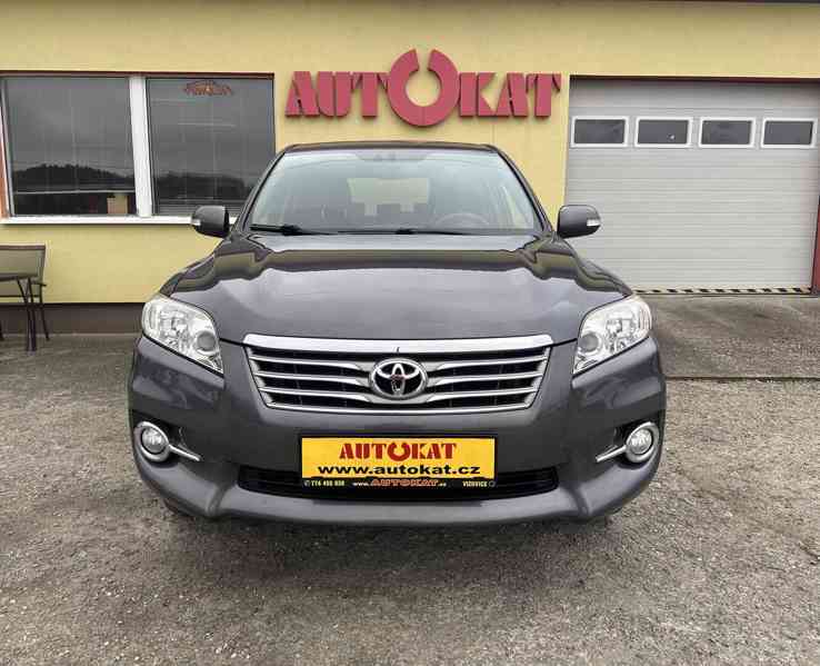 Toyota Rav4 2.2 D-4D ABD/1MAJ/NAVI/Výhřev - foto 8